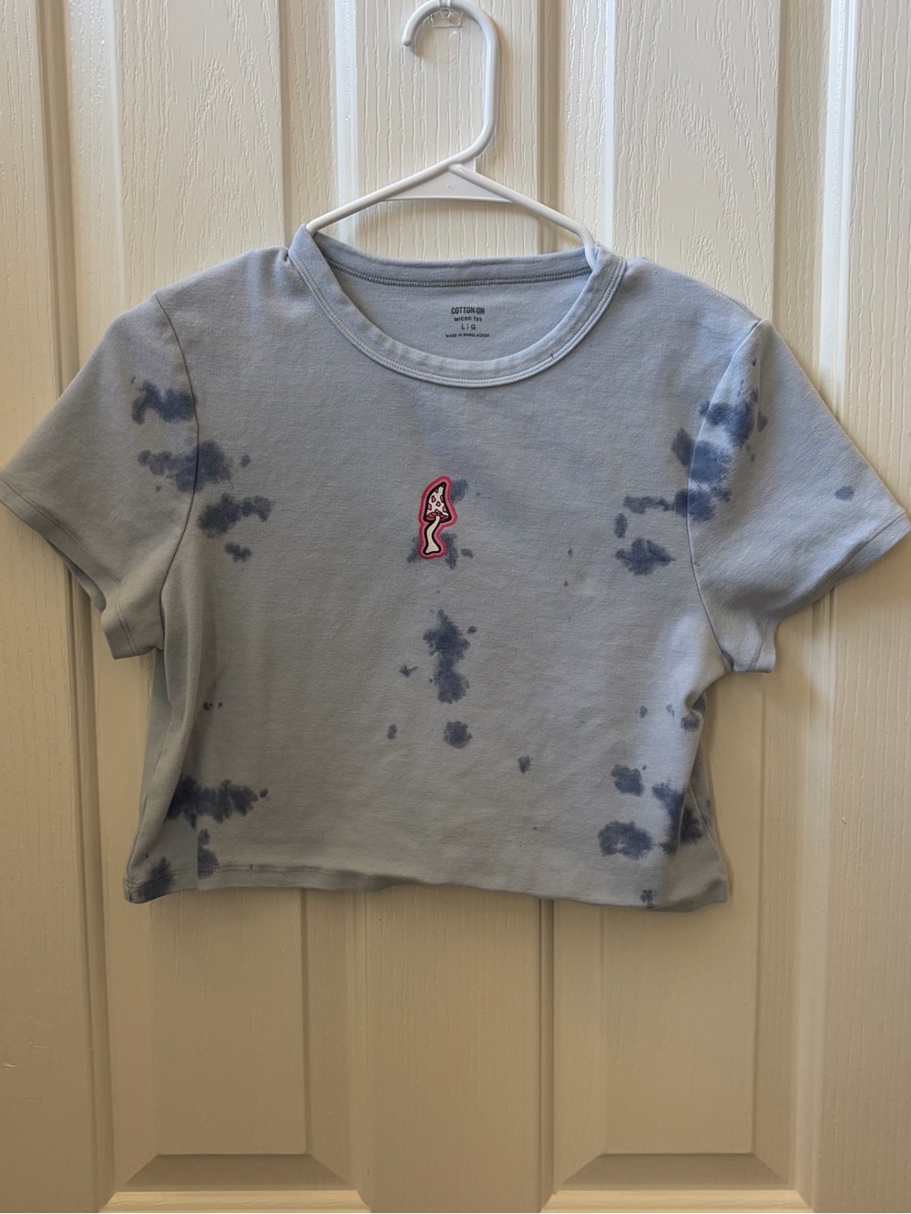 Cotton On Light Blue Tie-Dye Crop Tee with mushroom patch